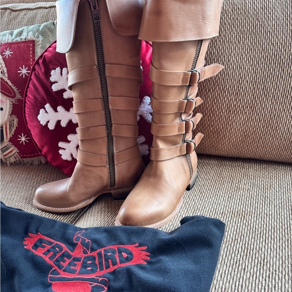 Brand new FREEBIRDS 8 - Picture 3 of 4